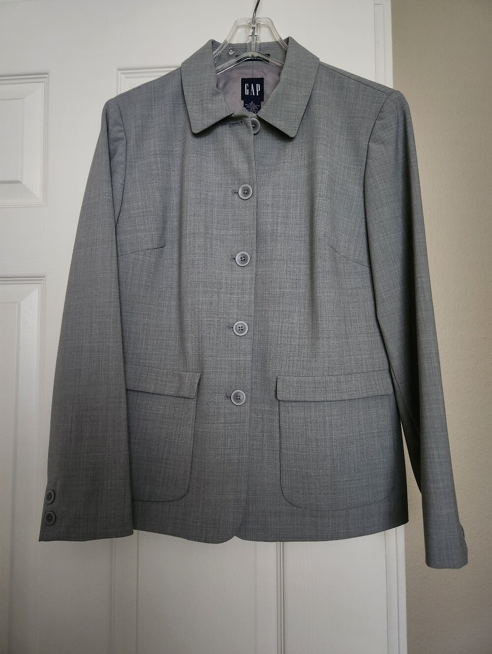 GAP Womens's Light Gray Suit Jacket & Pants